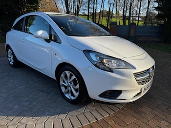 Vauxhall - Corsa