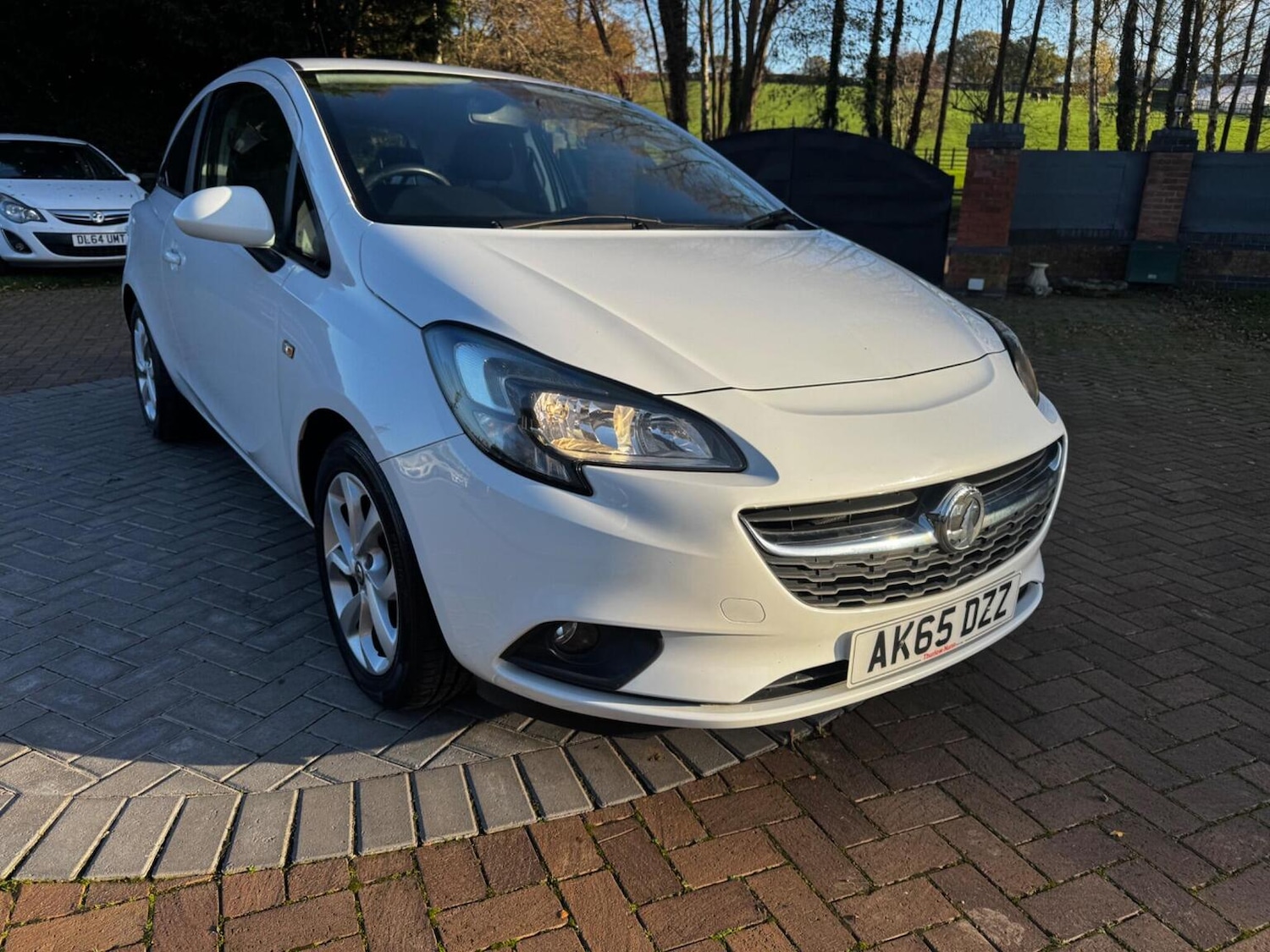 Used Vauxhall Corsa 2015 for sale - 76571260: Photo 9