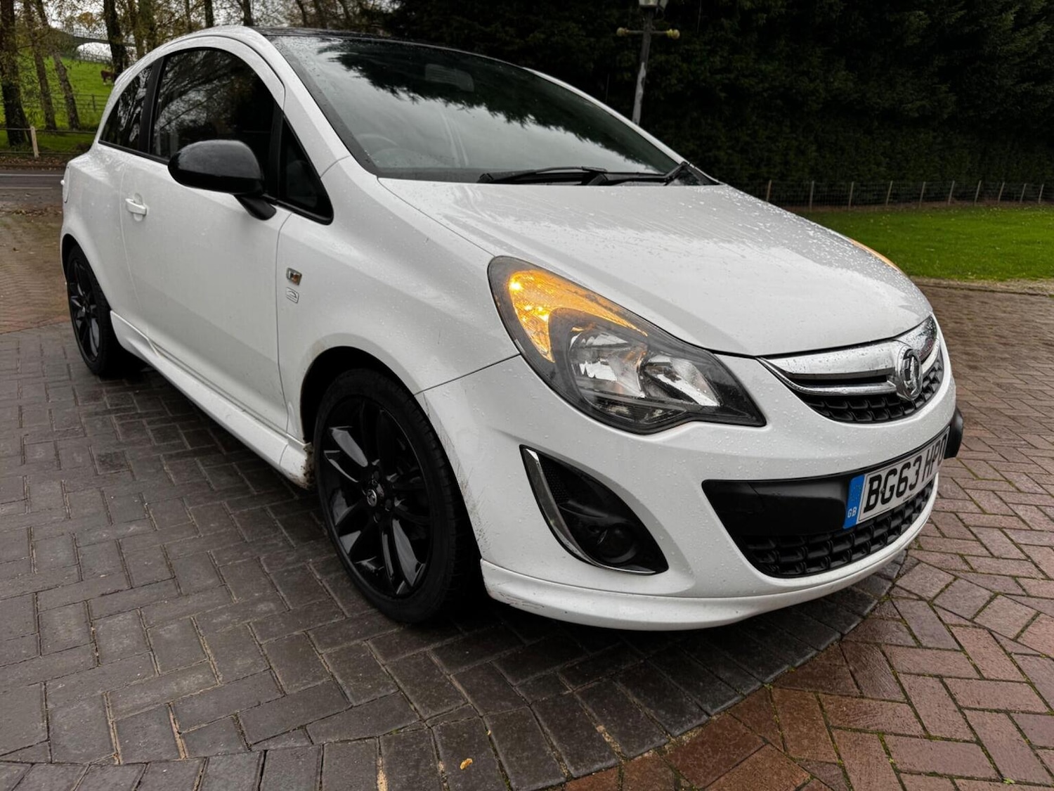 Used Vauxhall Corsa 2013 for sale - 76439946: Photo 1