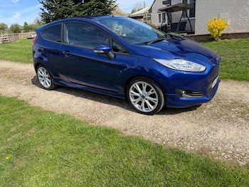 Used Ford Fiesta 2015 for sale - 78620852: Photo