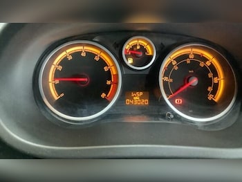 Used Vauxhall Corsa 2013 for sale - 78060513: Photo