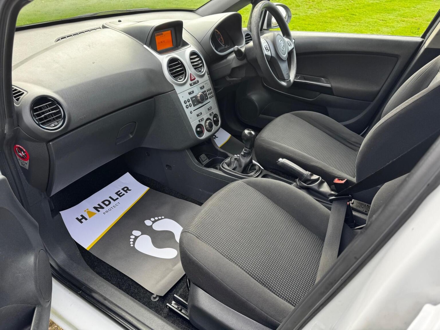 Used Vauxhall Corsa 2011 for sale - 76355928: Photo 42