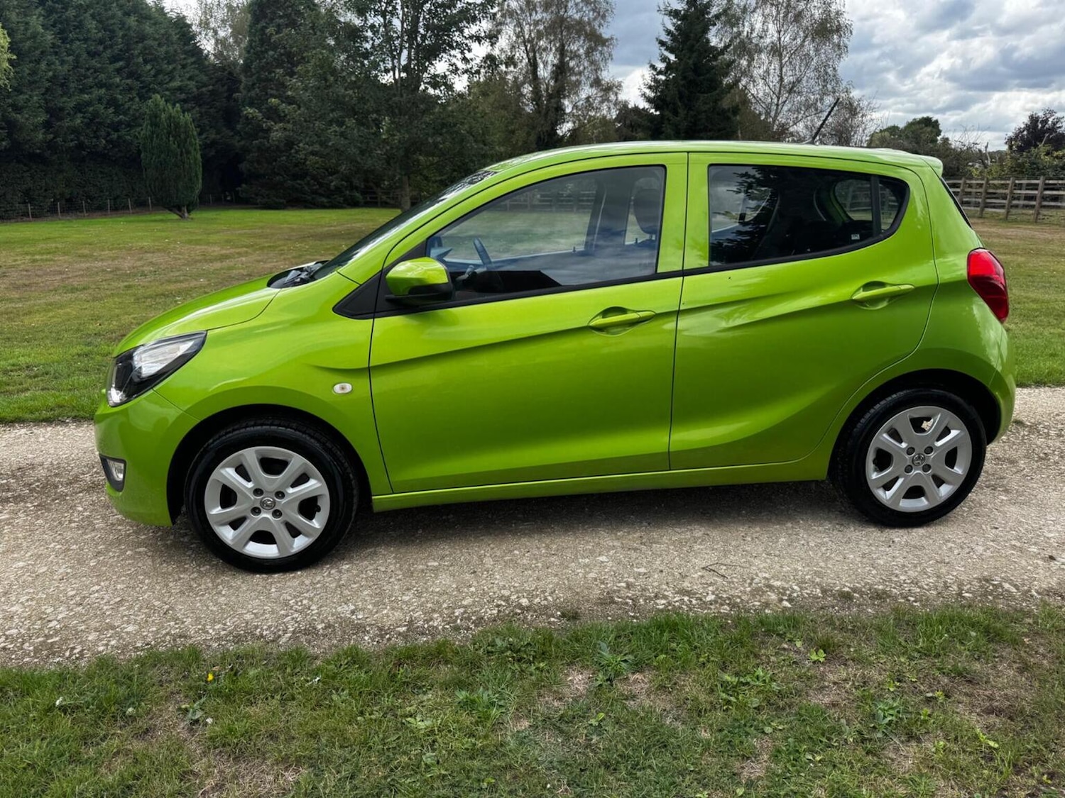 Used Vauxhall Viva 2015 for sale - 76355916: Photo 41