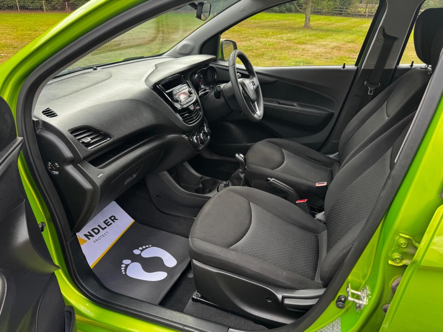 Used Vauxhall Viva 2015 for sale - 76355916: Photo 55