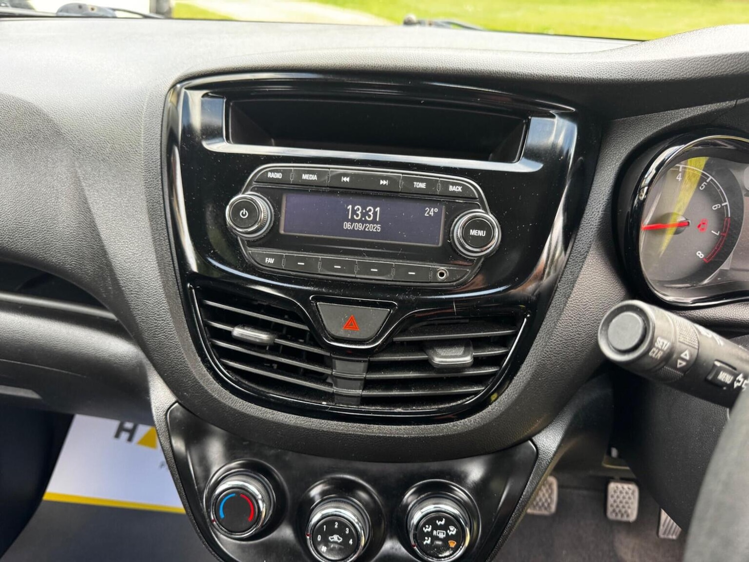 Used Vauxhall Viva 2015 for sale - 76355916: Photo 62