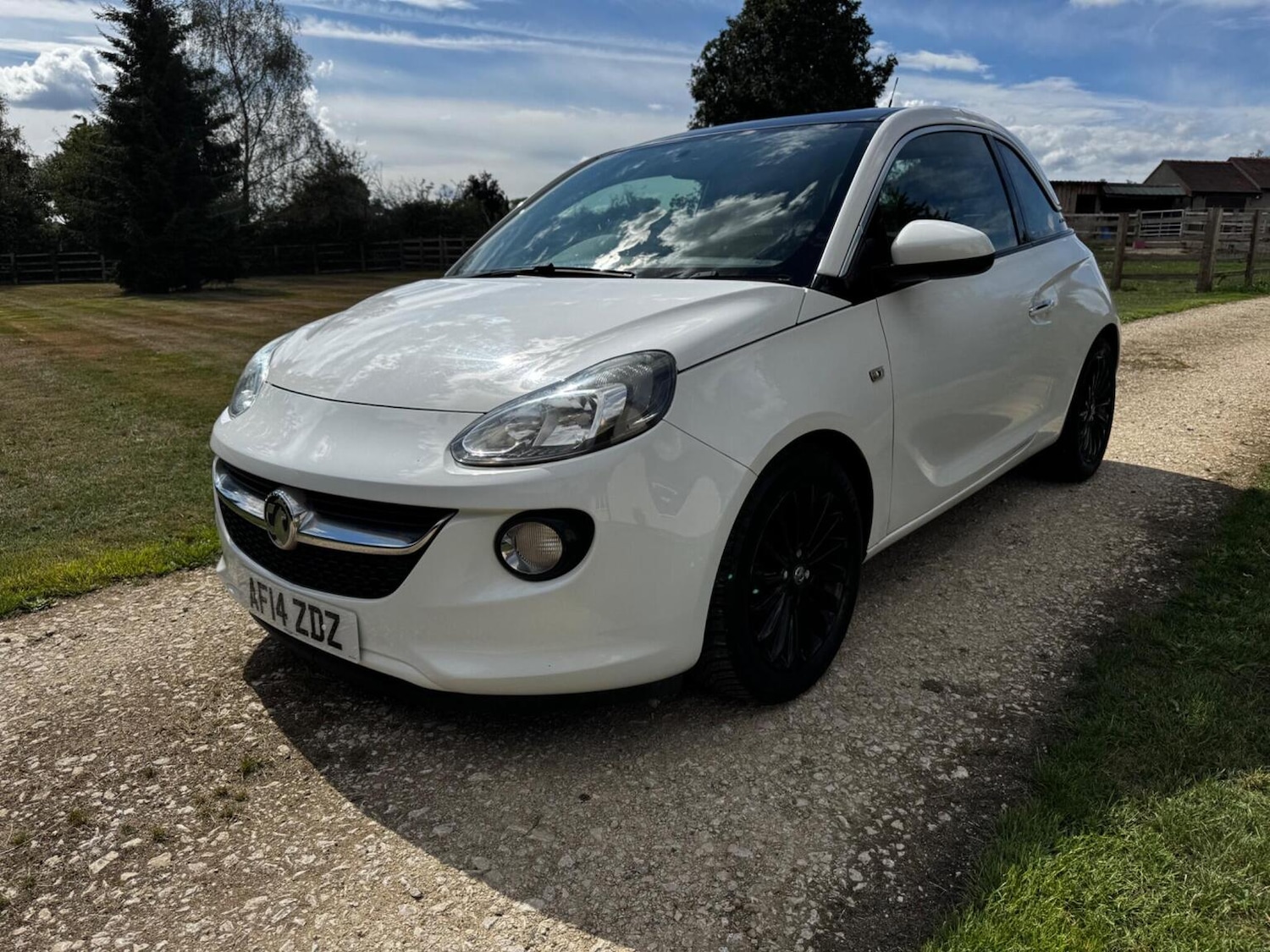 Used Vauxhall ADAM 2013 for sale - 76355918: Photo 2