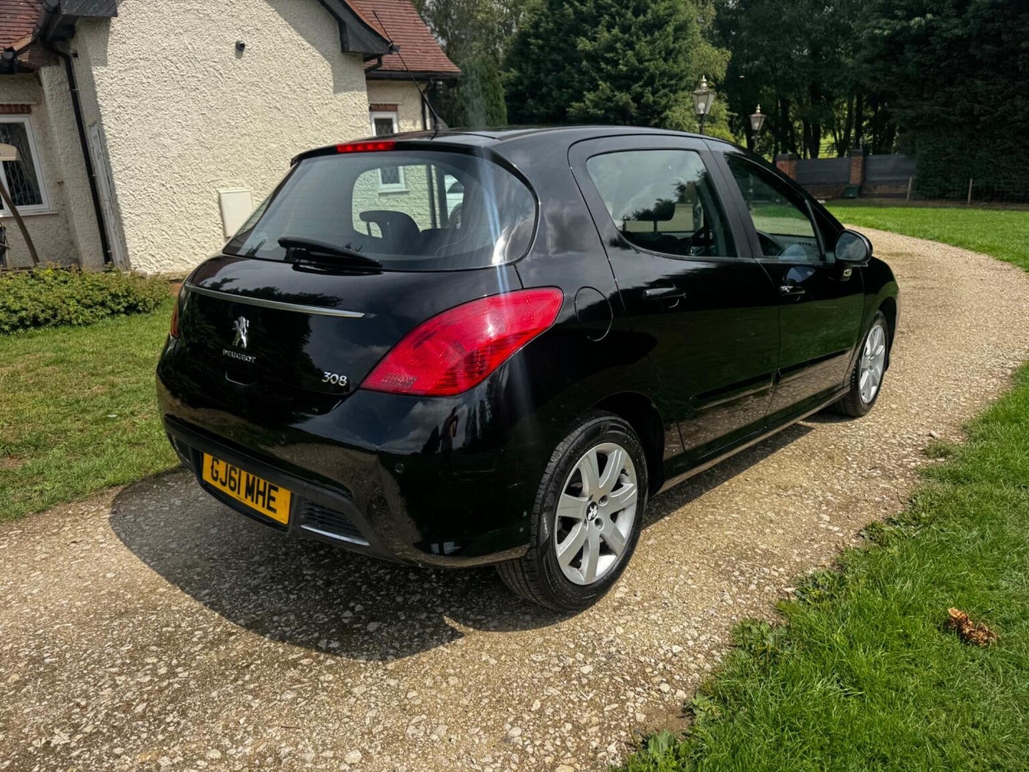 Used Peugeot 308 2011 for sale - 76355925: Photo 11