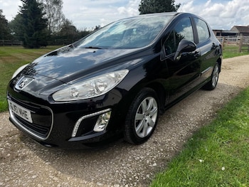 Used Peugeot 308 2011 for sale - 76355925: Photo