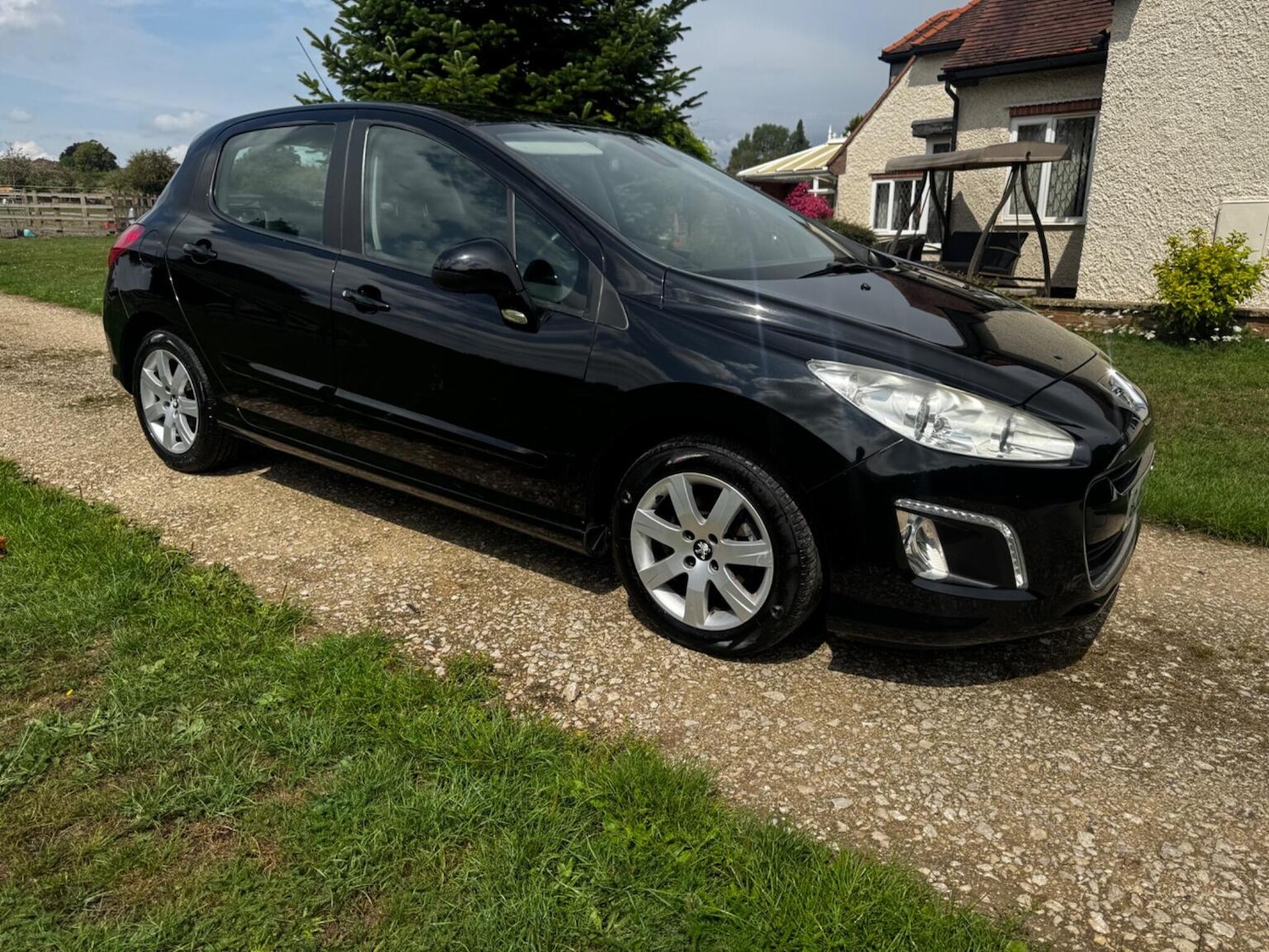 Used Peugeot 308 2011 for sale - 76355925: Photo 47