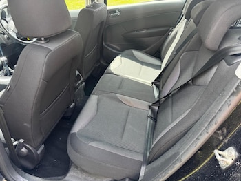 Used Peugeot 308 2011 for sale - 76355925: Photo