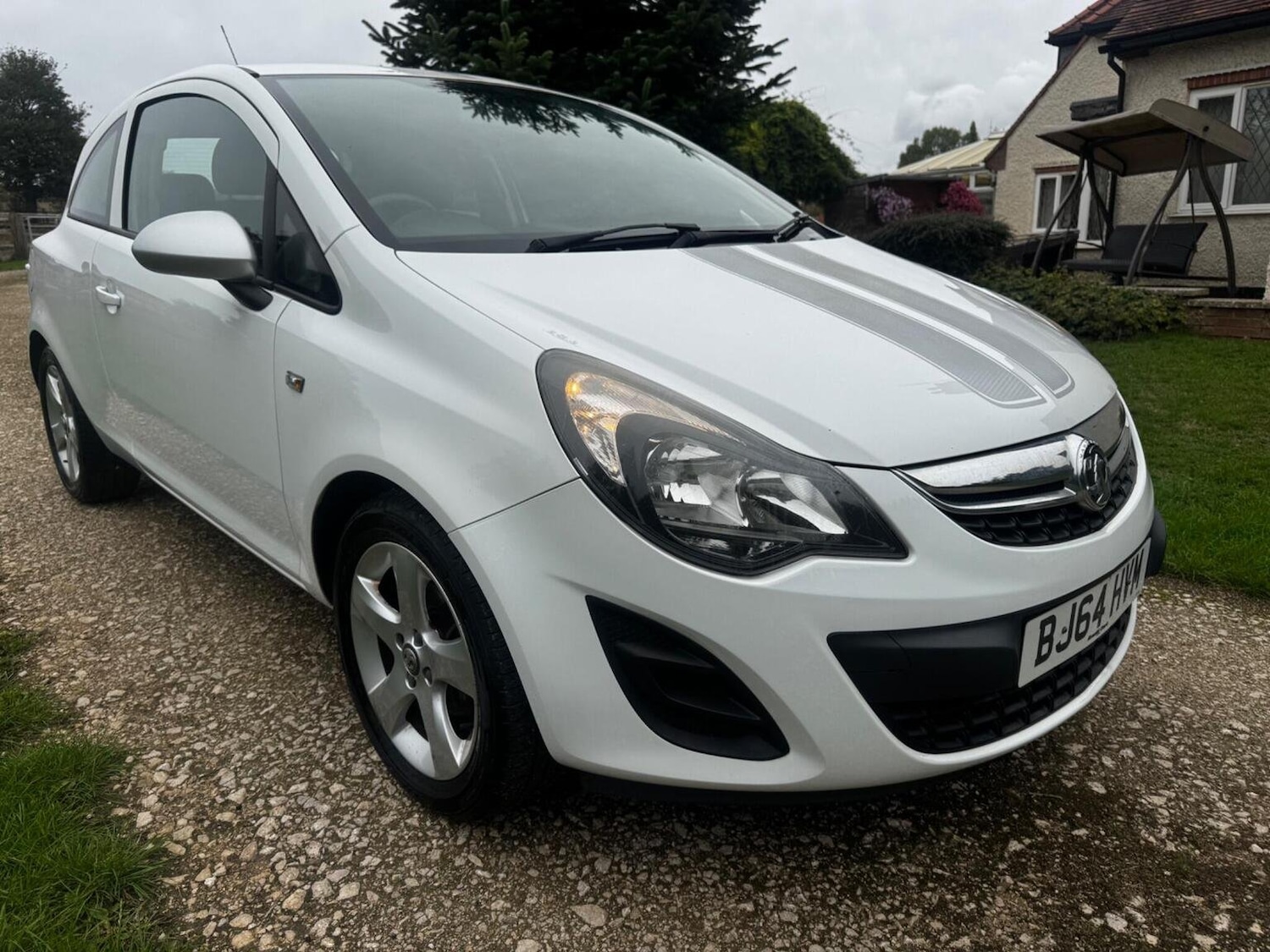 Used Vauxhall Corsa 2014 for sale - 76355926: Photo 2