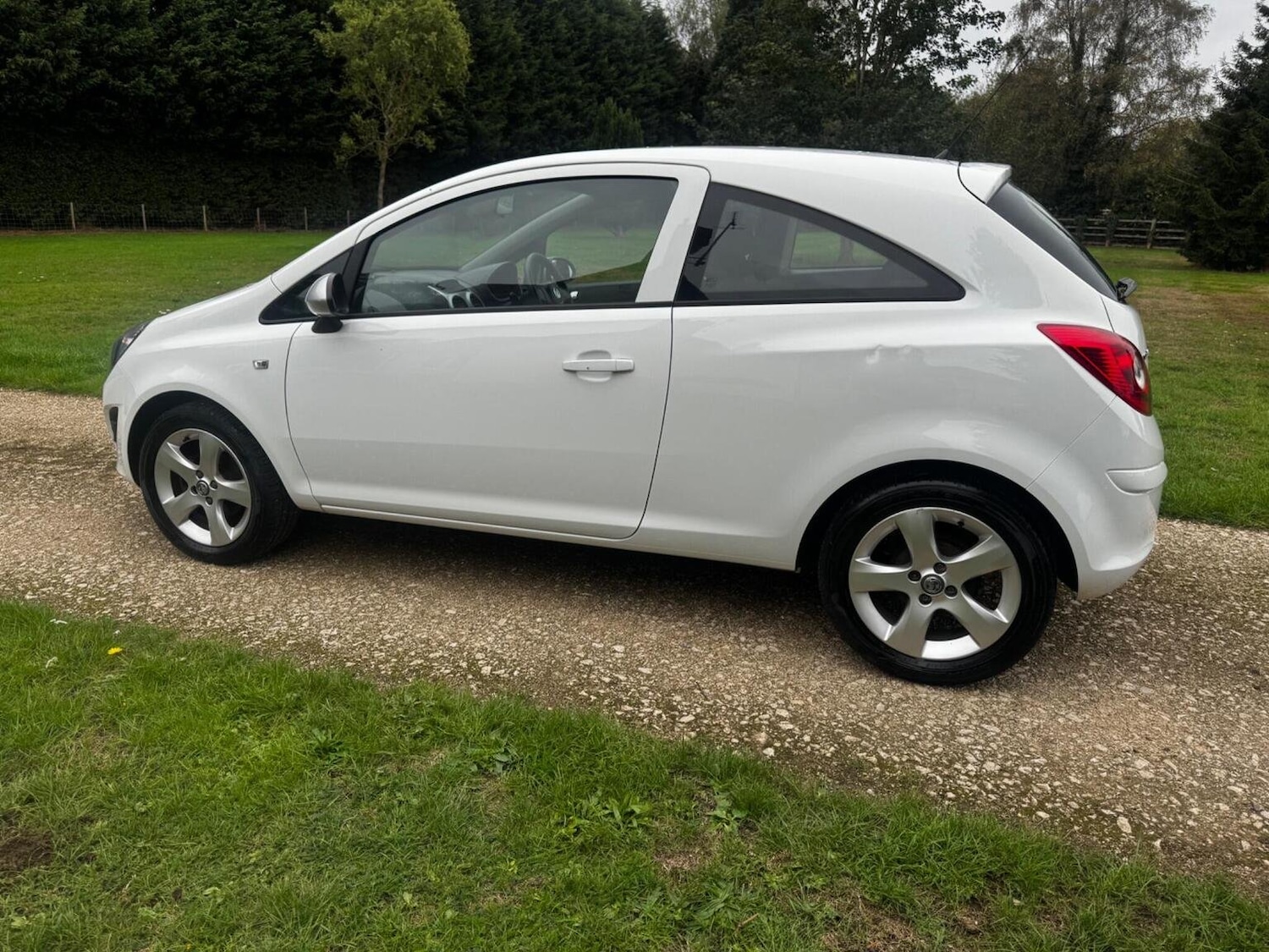 Used Vauxhall Corsa 2014 for sale - 76355926: Photo 34
