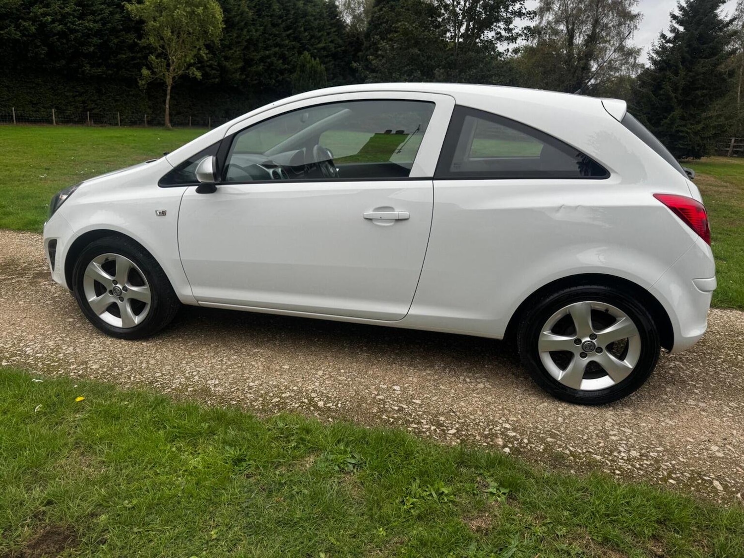 Used Vauxhall Corsa 2014 for sale - 76355926: Photo 36