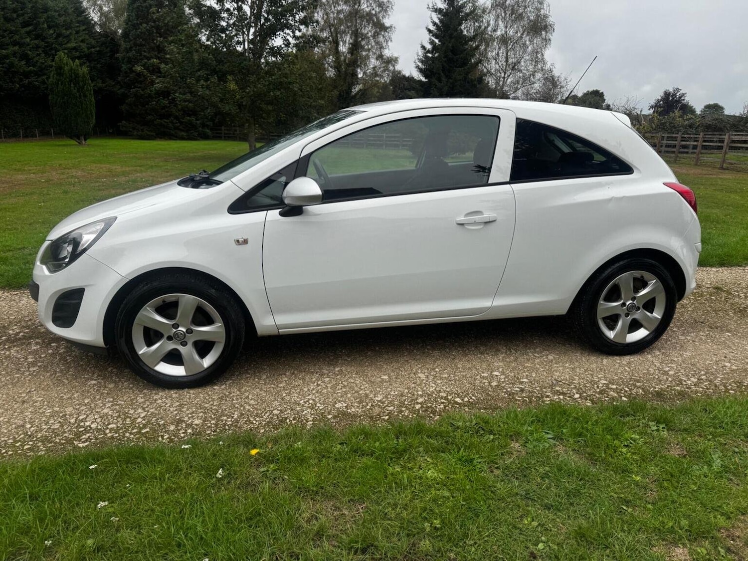 Used Vauxhall Corsa 2014 for sale - 76355926: Photo 67