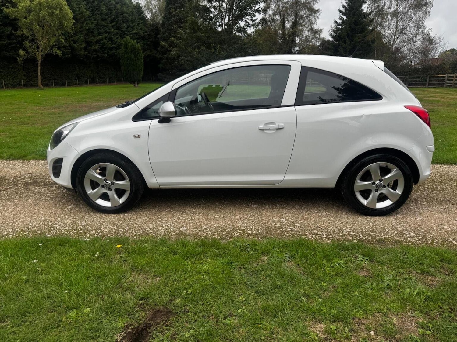 Used Vauxhall Corsa 2014 for sale - 76355926: Photo 72