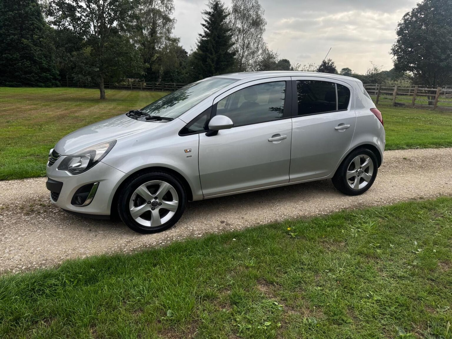 Used Vauxhall Corsa 2012 for sale - 76355924: Photo 23