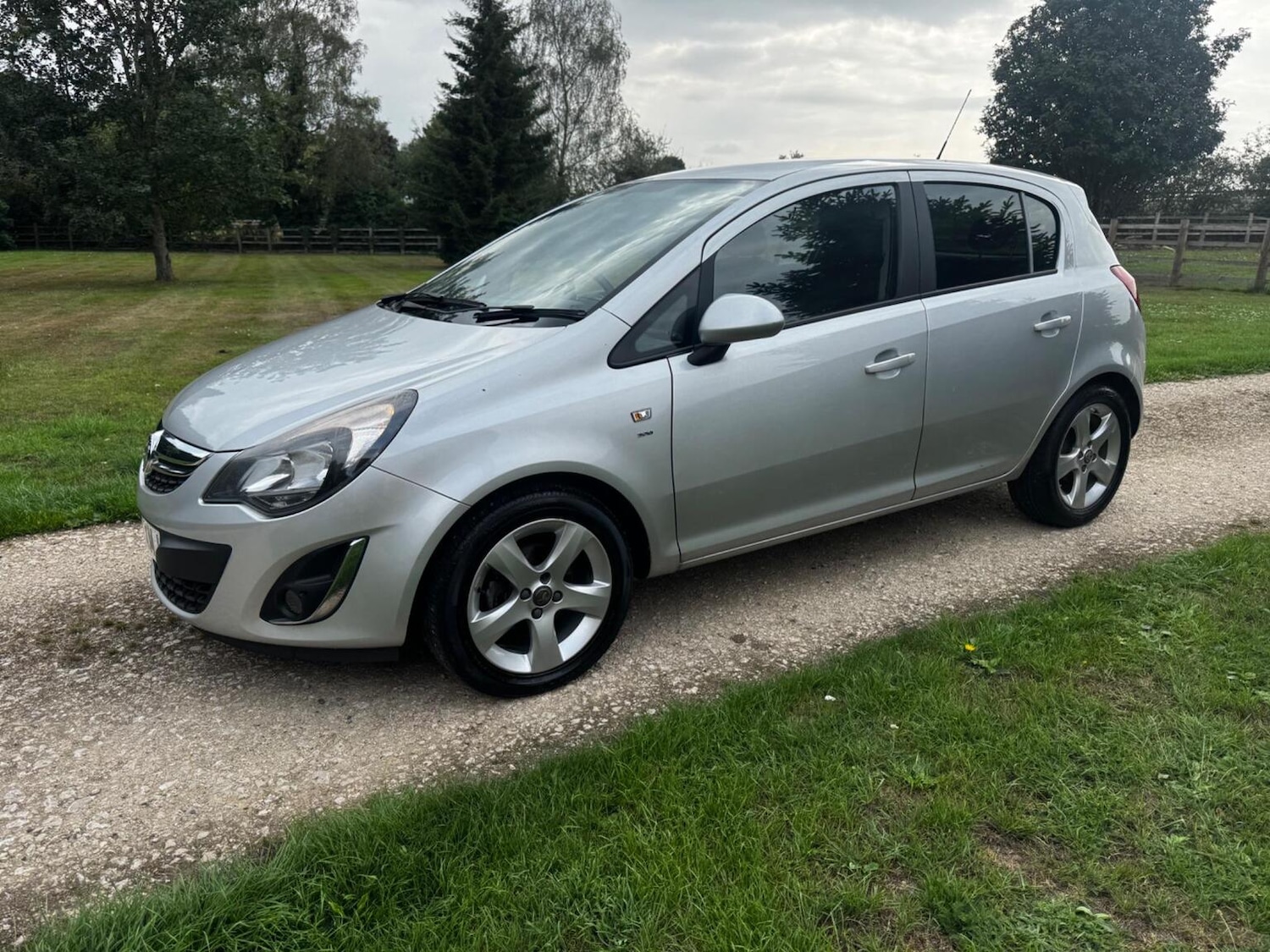 Used Vauxhall Corsa 2012 for sale - 76355924: Photo 25