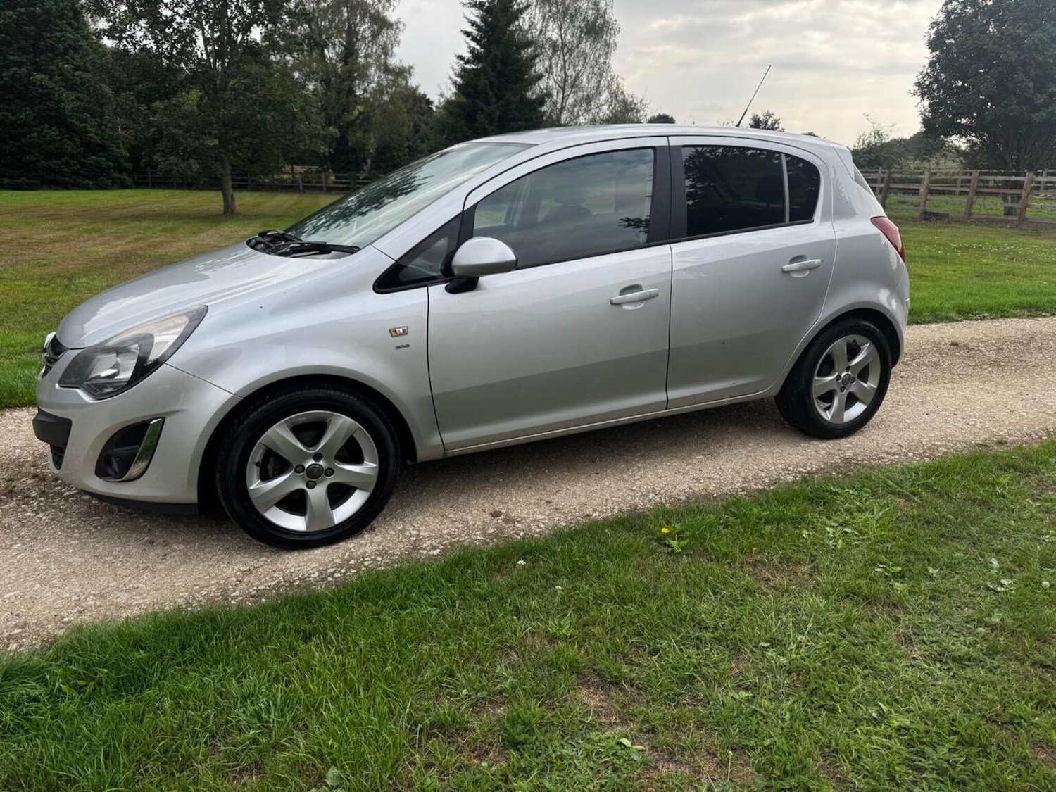 Used Vauxhall Corsa 2012 for sale - 76355924: Photo 27
