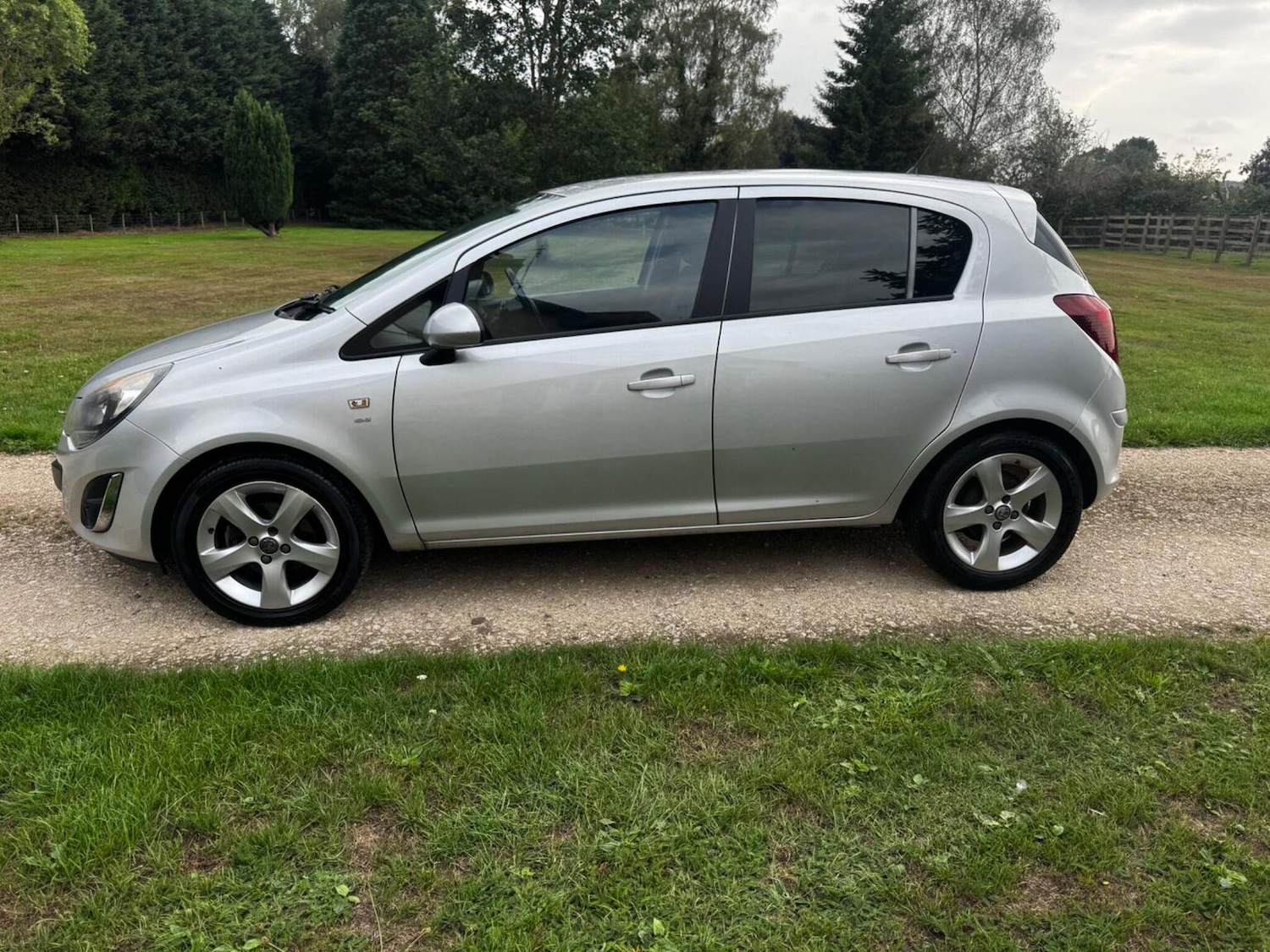 Used Vauxhall Corsa 2012 for sale - 76355924: Photo 29