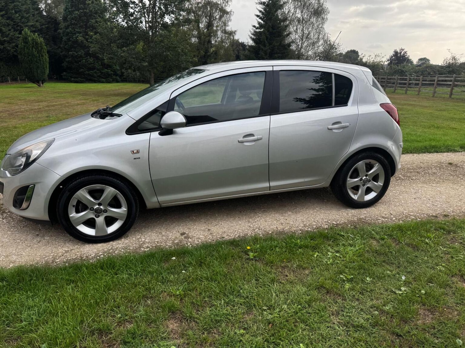 Used Vauxhall Corsa 2012 for sale - 76355924: Photo 30