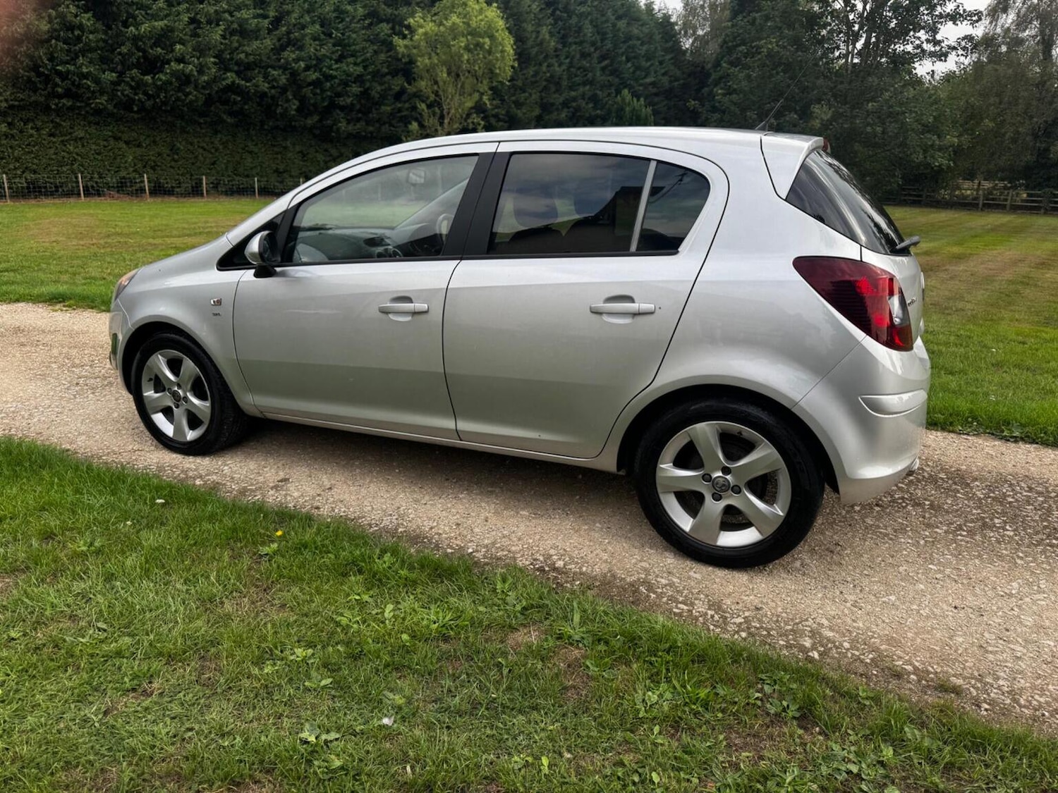 Used Vauxhall Corsa 2012 for sale - 76355924: Photo 40