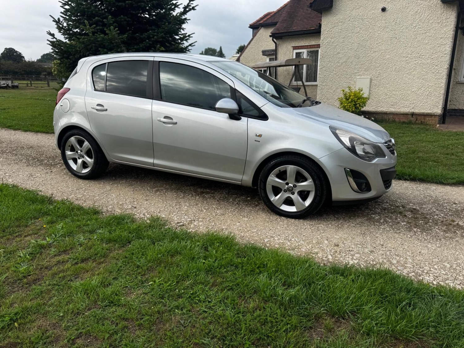 Used Vauxhall Corsa 2012 for sale - 76355924: Photo 73