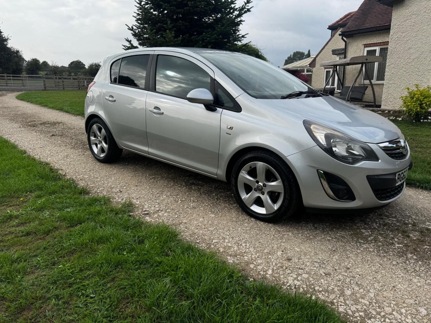 Used Vauxhall Corsa 2012 for sale - 76355924: Photo 75