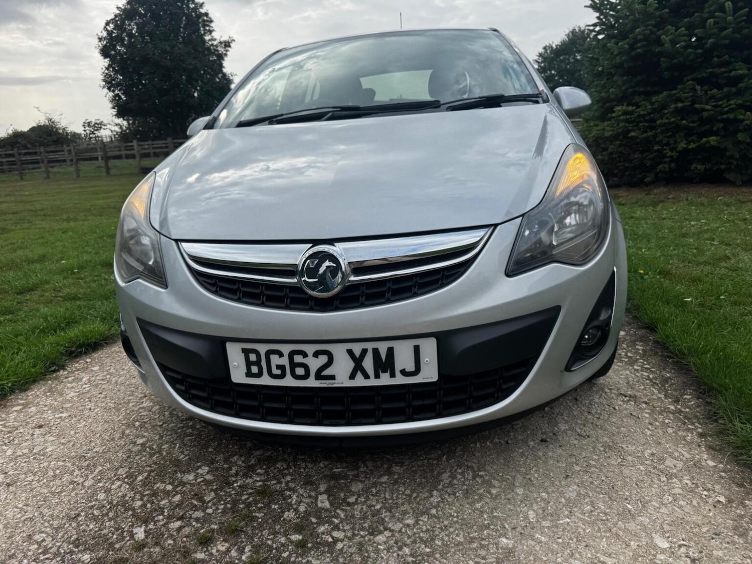 Used Vauxhall Corsa 2012 for sale - 76355924: Photo 8