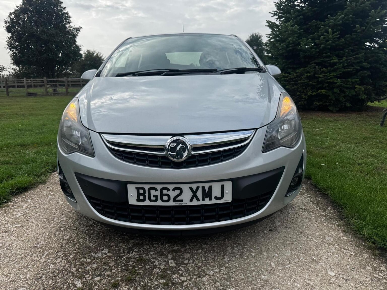 Used Vauxhall Corsa 2012 for sale - 76355924: Photo 9