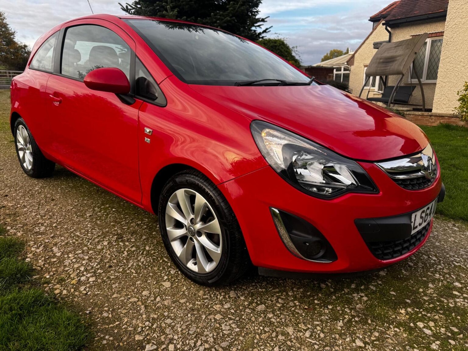 Used Vauxhall Corsa 2014 for sale - 76355923: Photo 1