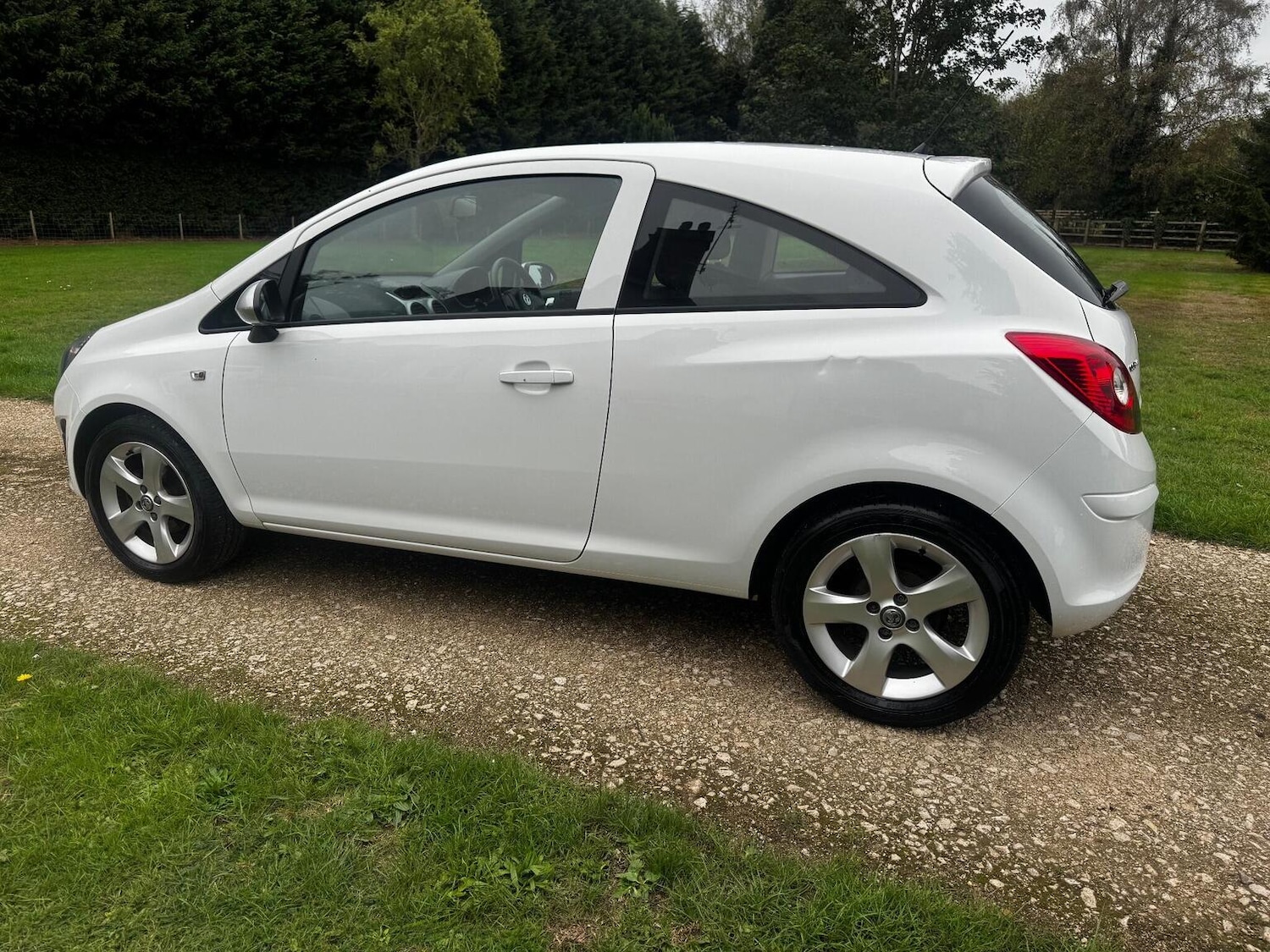 Used Vauxhall Corsa 2014 for sale - 76845046: Photo 25
