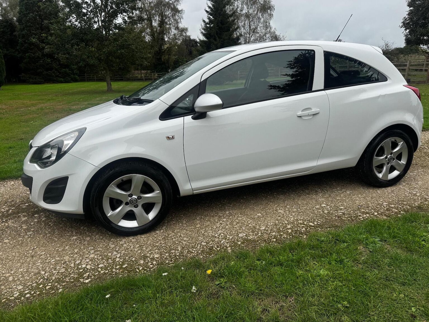 Used Vauxhall Corsa 2014 for sale - 76845046: Photo 33