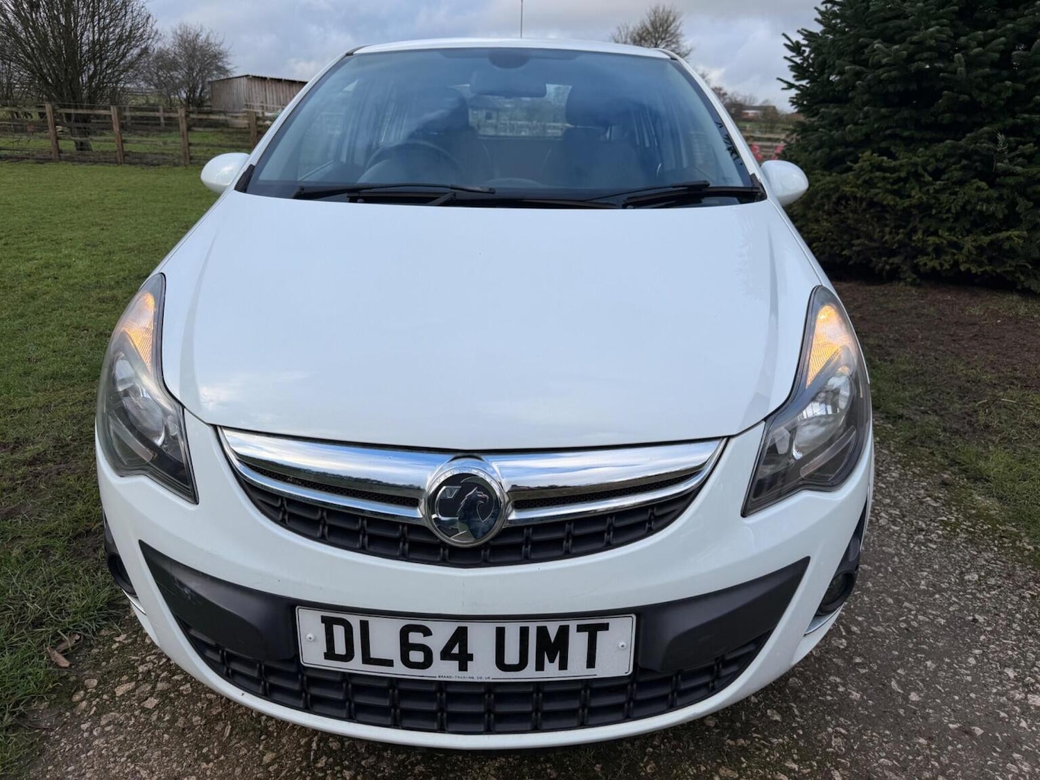 Used Vauxhall Corsa 2015 for sale - 77483689: Photo 2