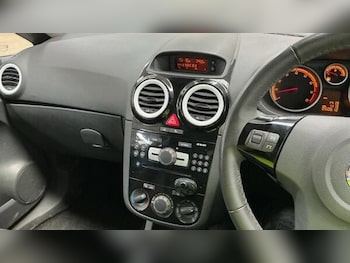 Used Vauxhall Corsa 2013 for sale - 78620990: Photo