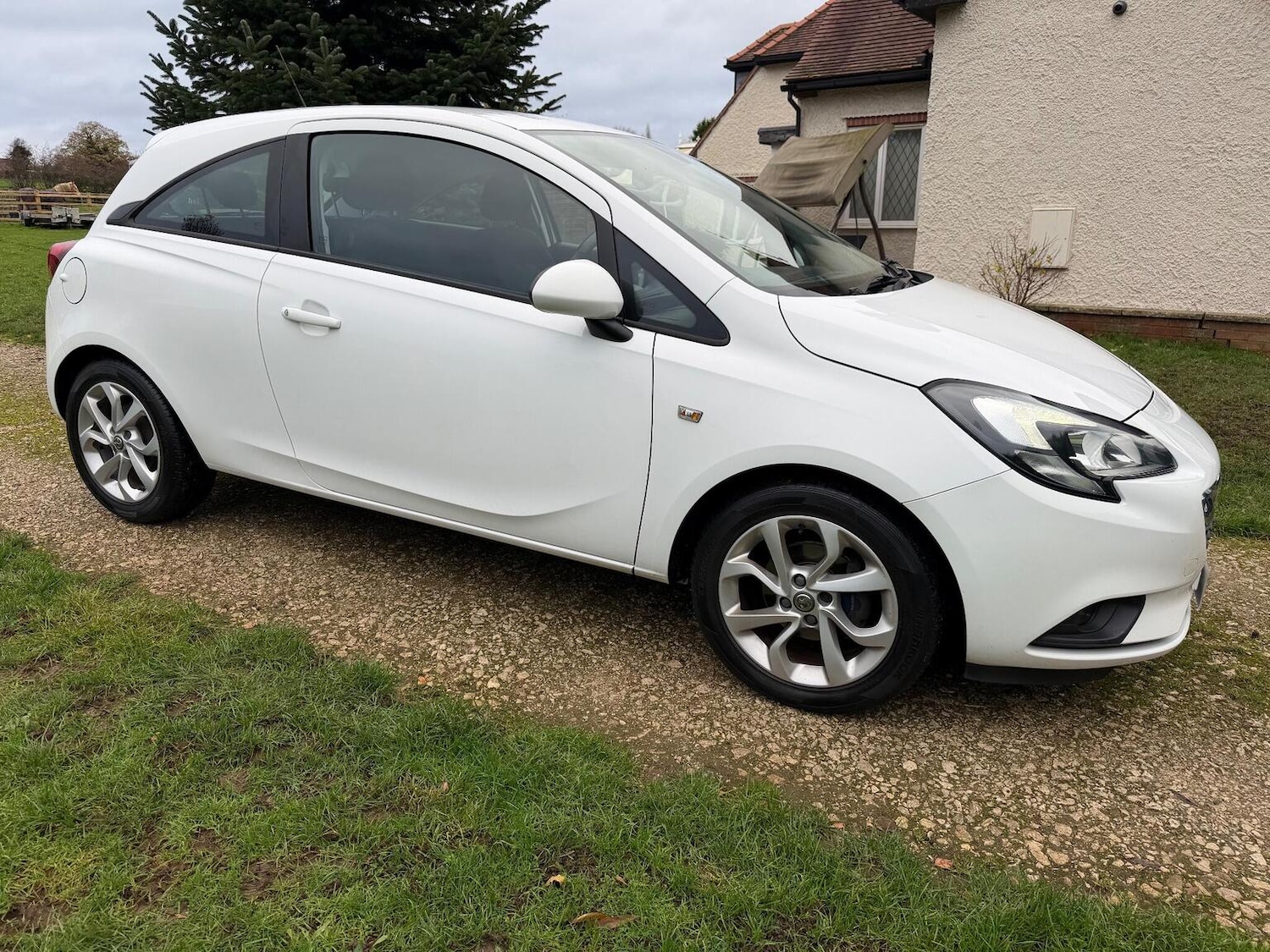 Used Vauxhall Corsa 2015 for sale - 77077111: Photo 13
