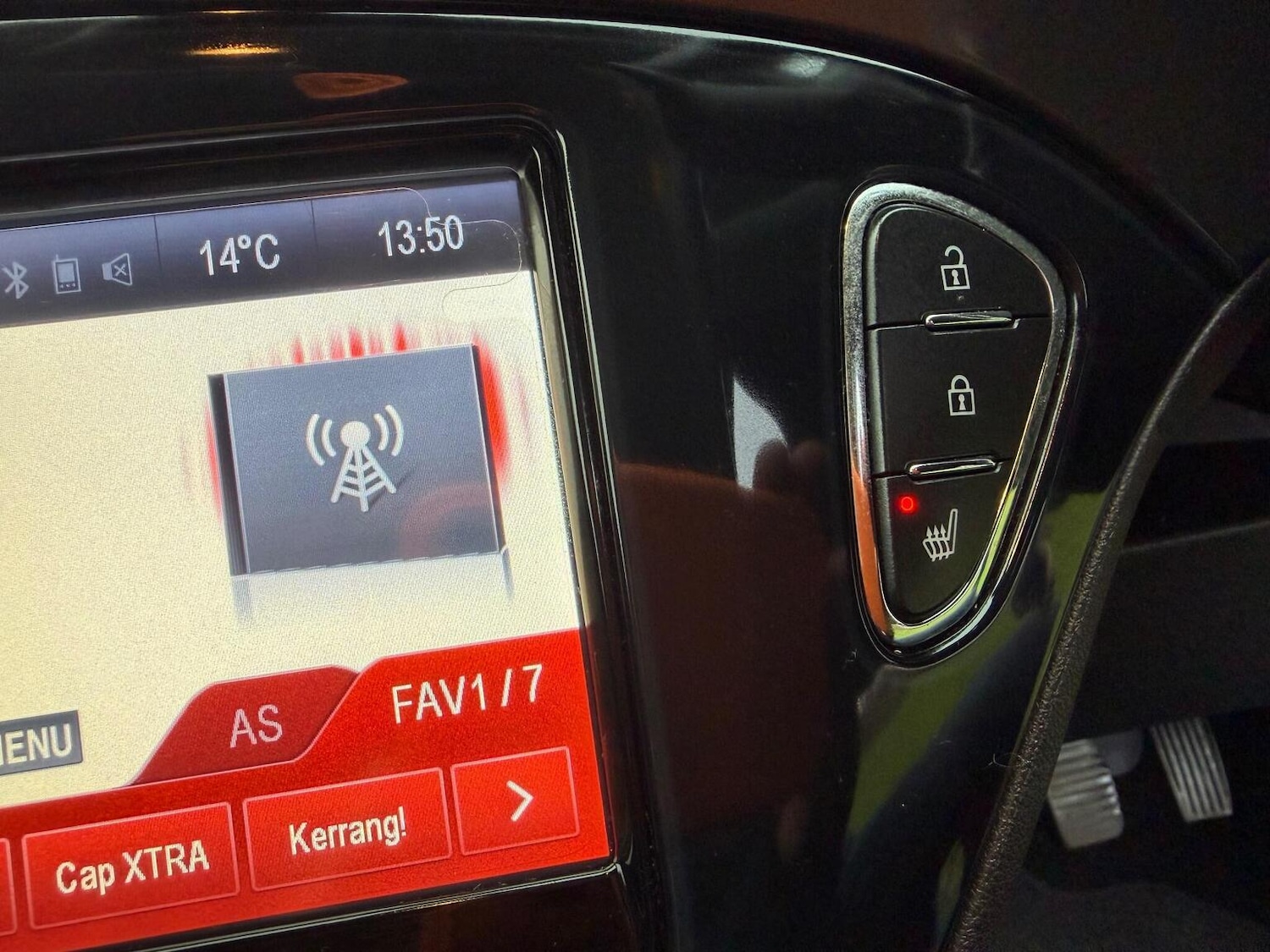 Used Vauxhall Corsa 2015 for sale - 77077111: Photo 38