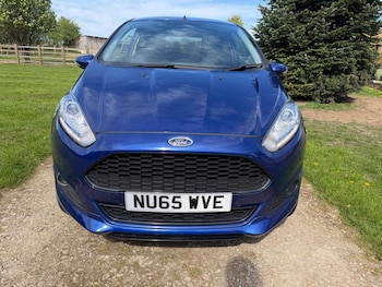 Used Ford Fiesta 2015 for sale - 79124427: Photo