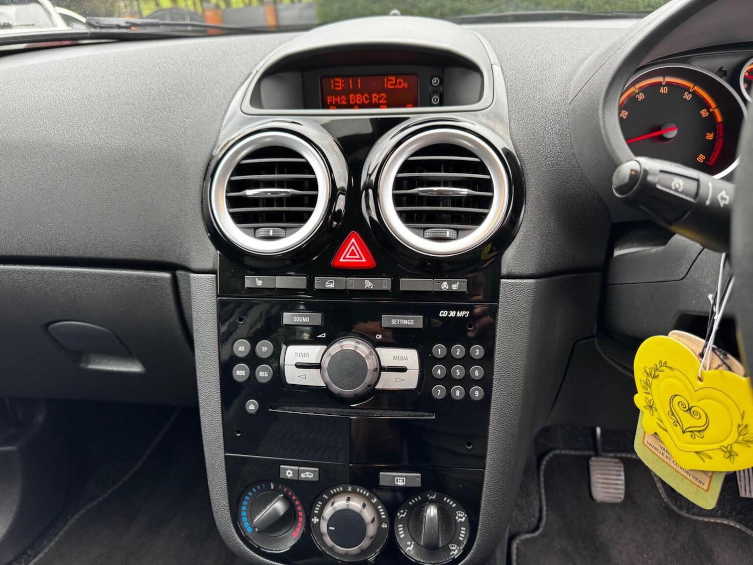 Used Vauxhall Corsa 2014 for sale - 76488714: Photo 69