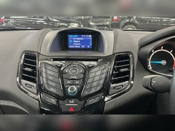 Used Ford Fiesta 2015 for sale - 78121545: Photo