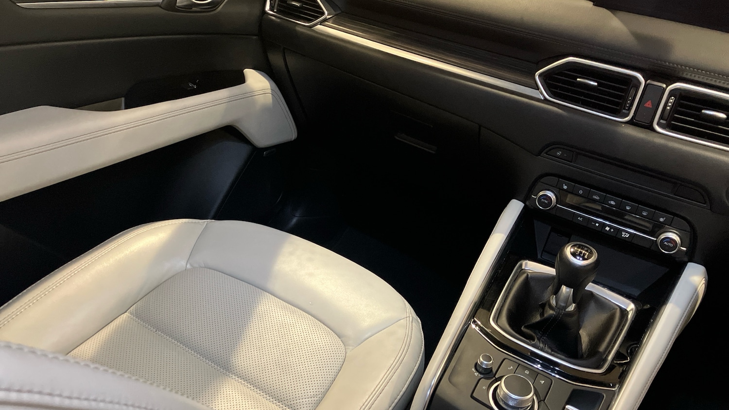 Used Mazda CX-5 2022 for sale - 76517530: Photo 14