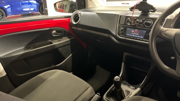 Used Volkswagen up! 2017 for sale - 76170362: Photo 14