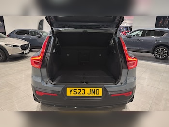 Used Volvo XC40 2023 for sale - 76464332: Photo