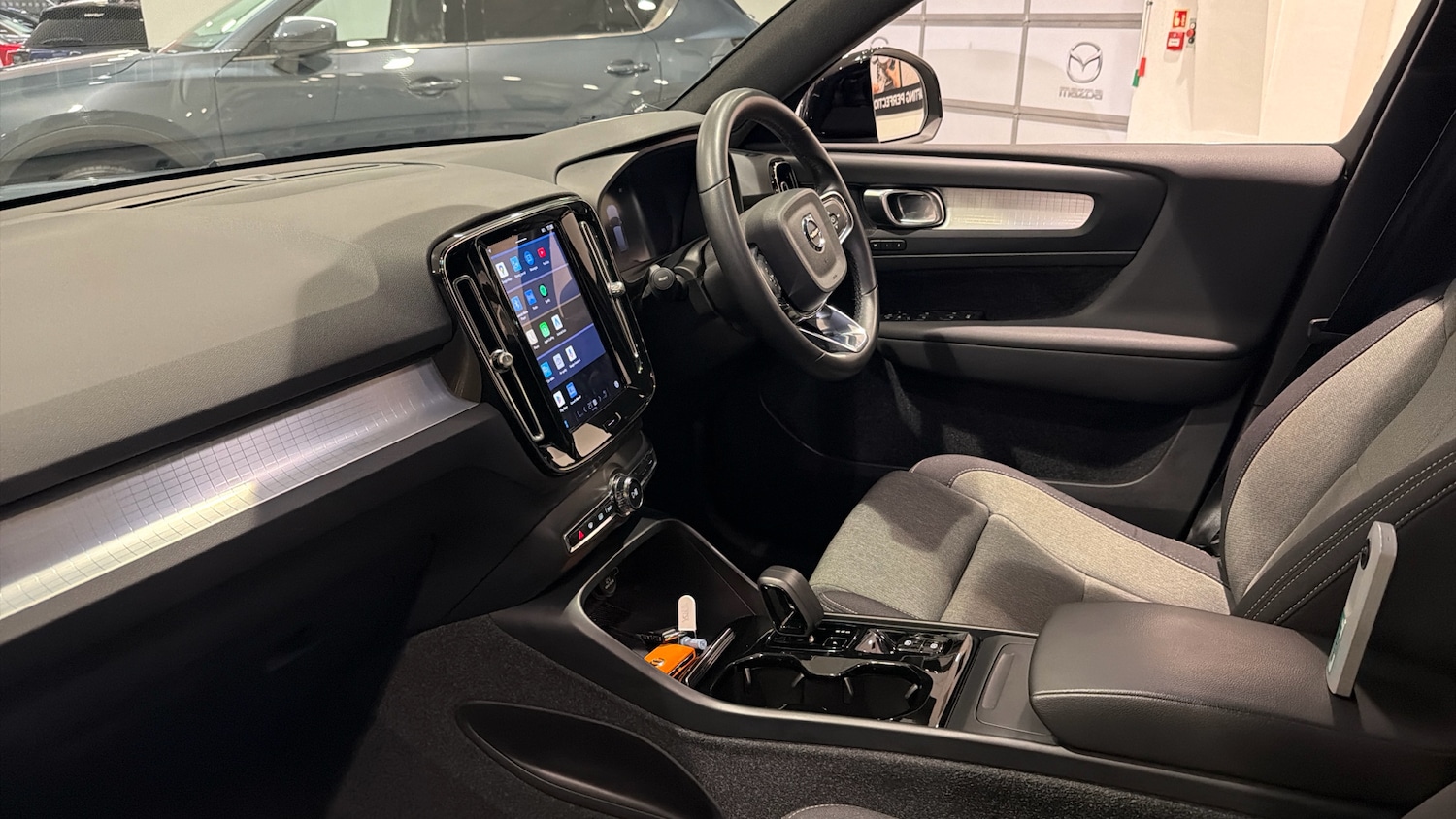 Used Volvo XC40 2023 for sale - 76464332: Photo 9