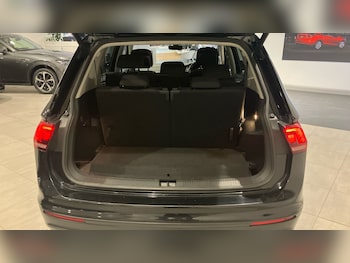 Used Volkswagen Tiguan Allspace 2021 for sale - 77367501: Photo
