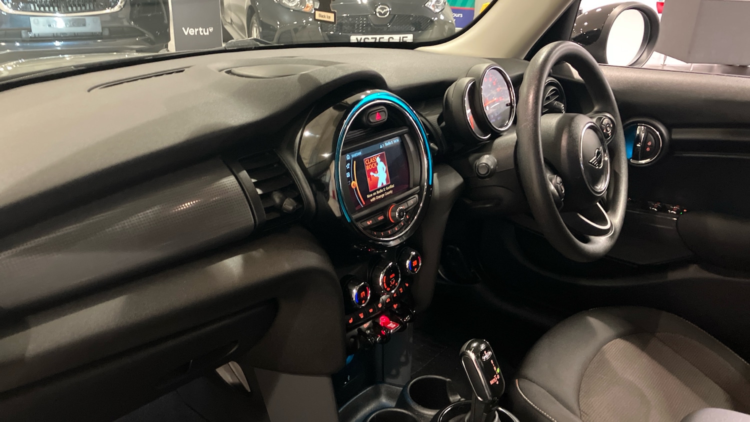 Used MINI Hatch 2019 for sale - 77578652: Photo 9