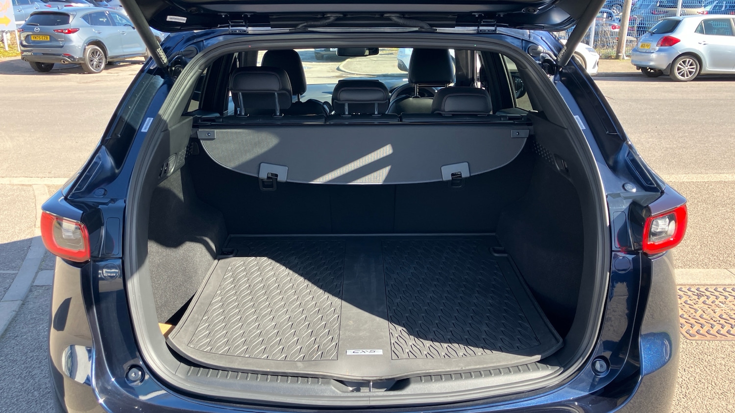 Used Mazda CX-5 2023 for sale - 77930483: Photo 4