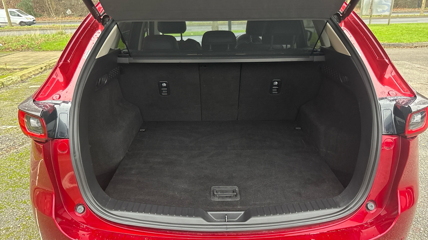 Used Mazda CX-5 2023 for sale - 77044623: Photo 4