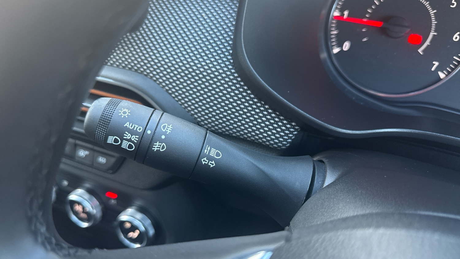 Used Dacia Sandero Stepway 2022 for sale - 76707163: Photo 27