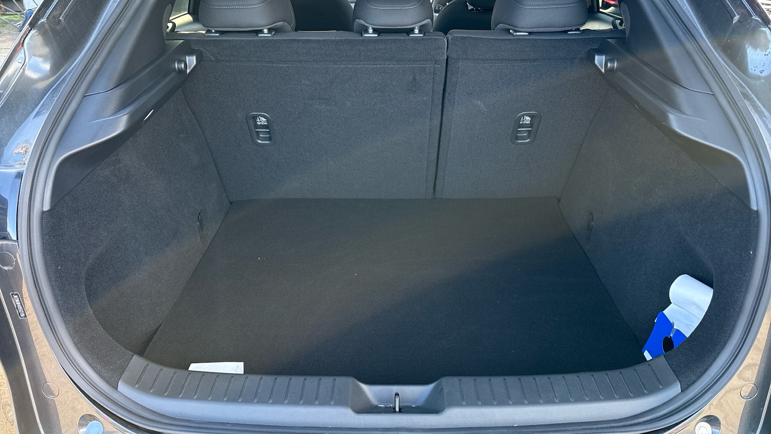 Used Mazda CX-30 2025 for sale - 76192433: Photo 4