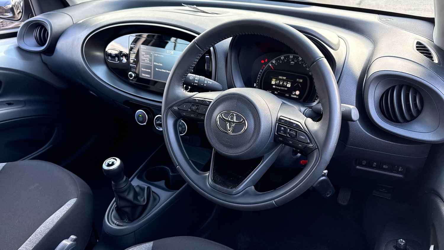 Used Toyota Aygo X 2022 for sale - 77893211: Photo 11